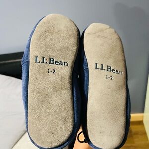 LL BEAN youth slippers